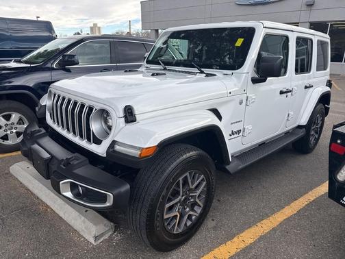 2024 Jeep Wrangler Sahara