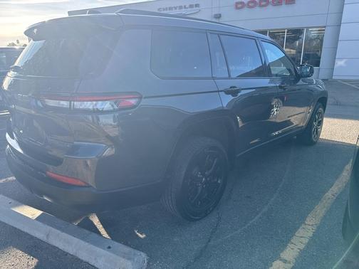 2024 Jeep Grand Cherokee L Laredo