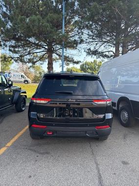 2022 Jeep Grand Cherokee Trailhawk