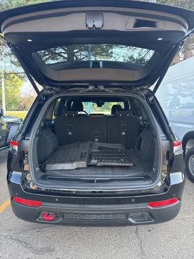 2022 Jeep Grand Cherokee Trailhawk
