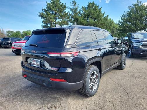 2022 Jeep Grand Cherokee Trailhawk