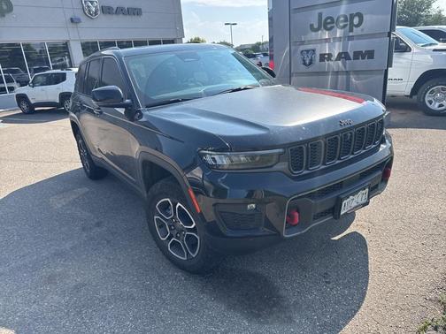 2022 Jeep Grand Cherokee Trailhawk