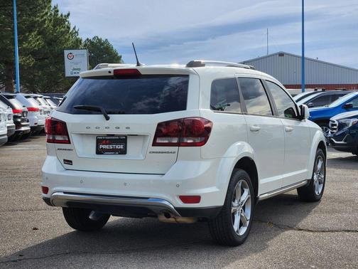 Vice White 2017 Dodge Journey Crossroad