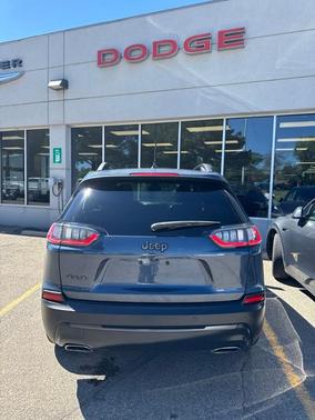 Slate Blue Pearlcoat 2021 Jeep Cherokee Latitude Lux