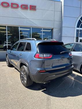 Slate Blue Pearlcoat 2021 Jeep Cherokee Latitude Lux