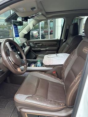 Bright White Clearcoat 2025 RAM 1500 Limited