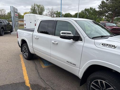 Bright White Clearcoat 2025 RAM 1500 Limited