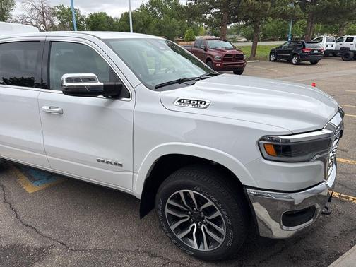 Bright White Clearcoat 2025 RAM 1500 Limited