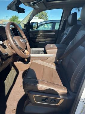 Bright White Clearcoat 2025 RAM 1500 Limited