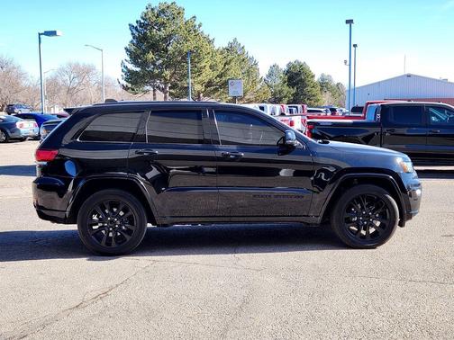 2018 Jeep Grand Cherokee Altitude