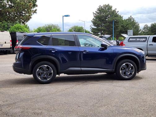 Deep Ocean Blue 2024 Nissan Rogue SV