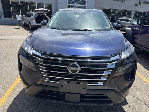 Deep Ocean Blue 2024 Nissan Rogue SV