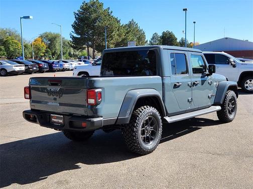 2025 Jeep Gladiator Sport