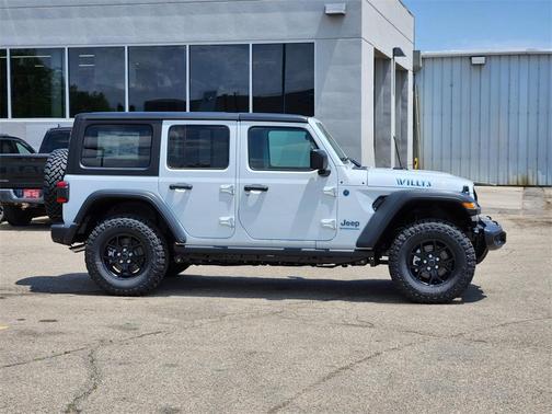 2025 Jeep Wrangler 4xe Sport