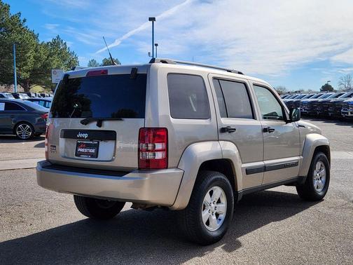Light Sandstone Clearcoat Metallic 2011 Jeep Liberty Sport