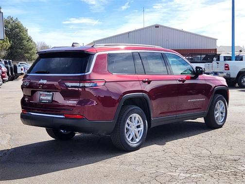2025 Jeep Grand Cherokee L Laredo