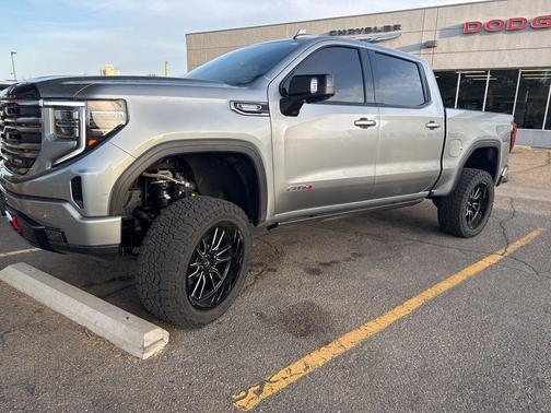 Sterling 2025 GMC Sierra 1500 AT4
