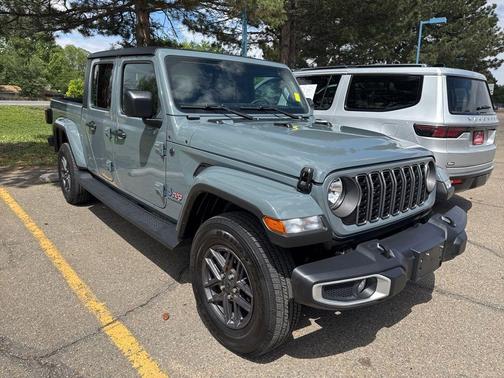 Anvil Clearcoat 2024 Jeep Gladiator Sport