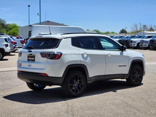 2025 Jeep Compass Latitude