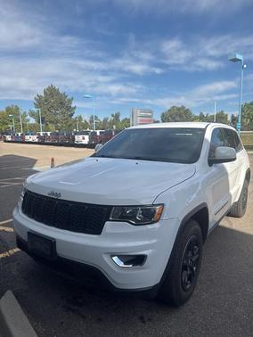 2017 Jeep Grand Cherokee Laredo