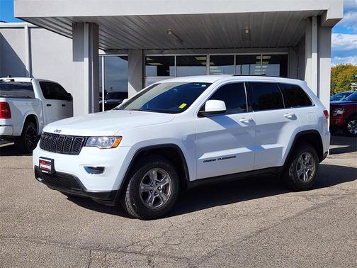 2017 Jeep Grand Cherokee Laredo