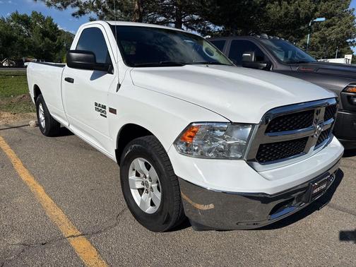Bright White Clearcoat 2019 RAM 1500 Classic Tradesman