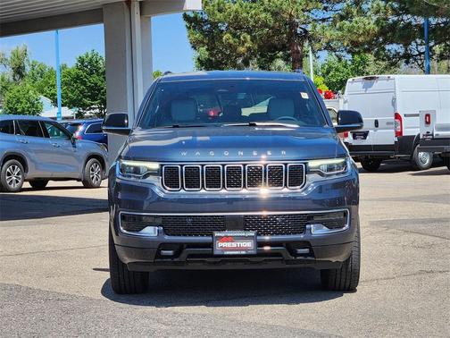 2025 Jeep Wagoneer Base