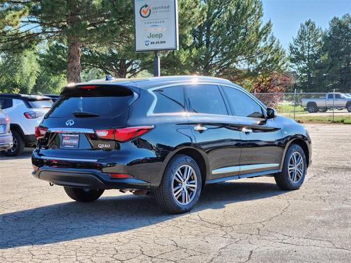 2018 INFINITI QX60 Base