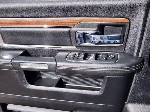 2014 RAM 3500 Laramie