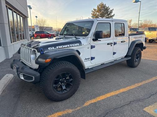 2021 Jeep Gladiator Overland