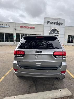 Billet Silver Metallic Clearcoat 2018 Jeep Grand Cherokee Altitude