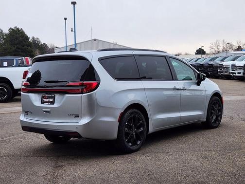 2026 Chrysler Pacifica Limited