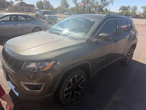 Olive Green Pearlcoat 2017 Jeep Compass Limited