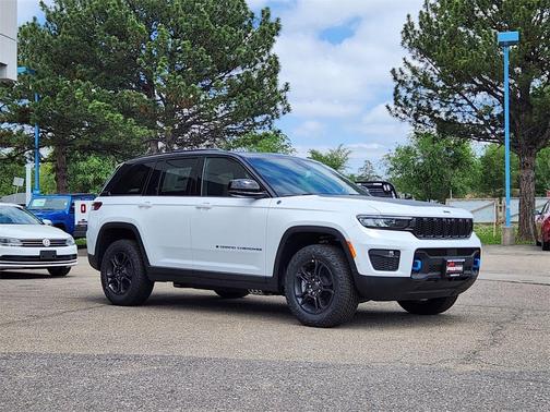2025 Jeep Grand Cherokee 4xe Trailhawk