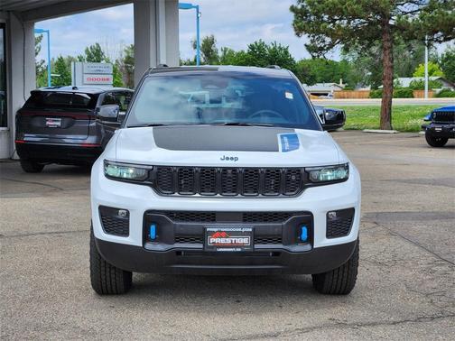 2025 Jeep Grand Cherokee 4xe Trailhawk