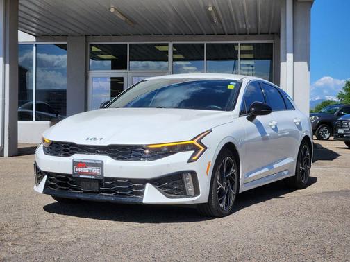 Snow White Pearl 2025 Kia K5 GT-Line