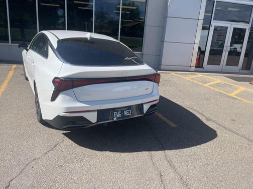 Snow White Pearl 2025 Kia K5 GT-Line
