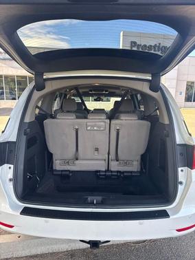 Platinum White Pearl 2022 Honda Odyssey Touring