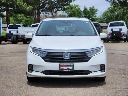 Platinum White Pearl 2022 Honda Odyssey Touring