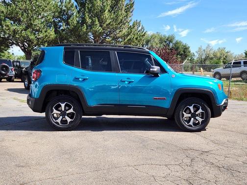 Metallic 2021 Jeep Renegade Trailhawk