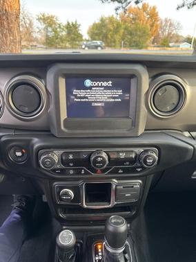 2022 Jeep Wrangler Sport