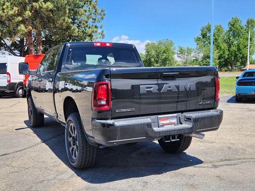 Diamond Black 2026 RAM 2500 Big Horn