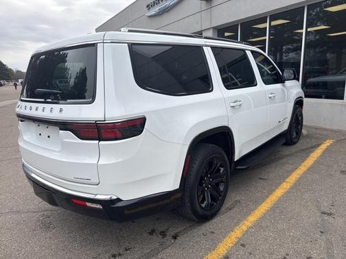 2023 Jeep Wagoneer Series II