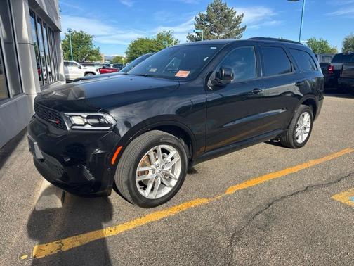 DB Black Crystal Clearcoat 2025 Dodge Durango GT