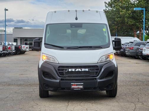 Bright White Clearcoat 2025 RAM ProMaster 2500 High Roof