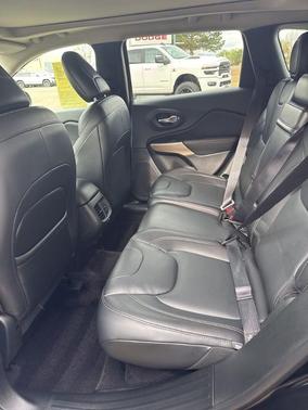 Diamond Black 2017 Jeep Cherokee Limited