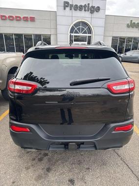 Diamond Black 2017 Jeep Cherokee Limited