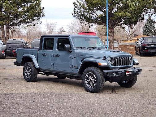 2026 Jeep Gladiator Sport