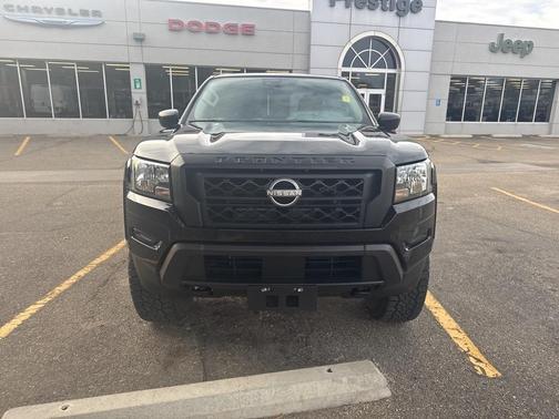 2022 Nissan Frontier S