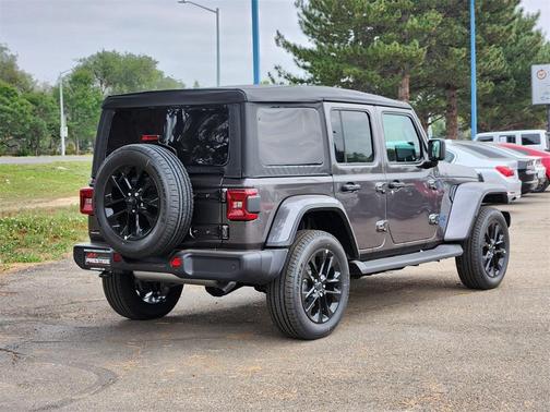 2025 Jeep Wrangler 4xe Sahara